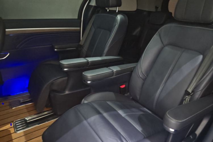 Used GAC Trumpchi M8 2023 Lingxiu Series 390T Prestige Edition
