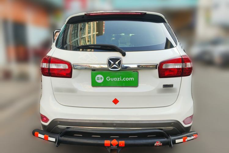 Used JMC Yusheng S350 2013 2.4T Automatic 4x4 Diesel Ultra-Luxury 5-Seater
