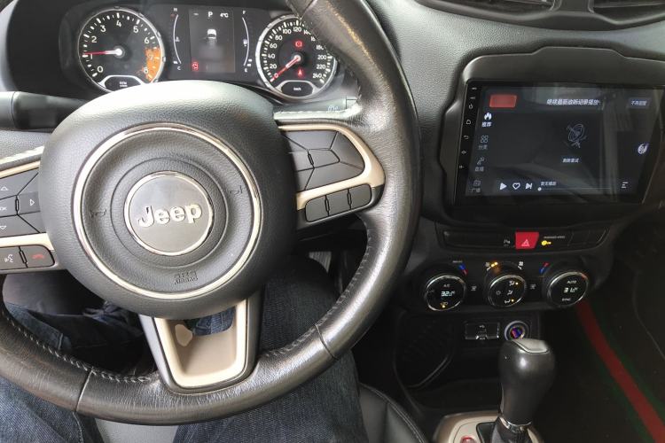 Used  Renegade 2017 180T Automatic Jingneng Edition
