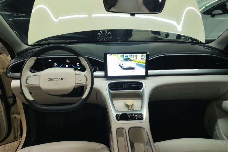 Used  Geome 2025 310km Youth Edition