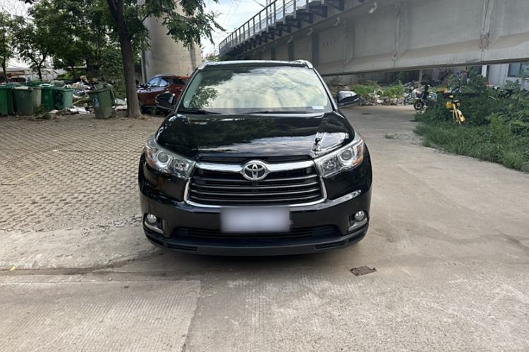 Used Toyota Highlander 2017 2.0T Two-Wheel Drive Luxury Edition 7 Seats
