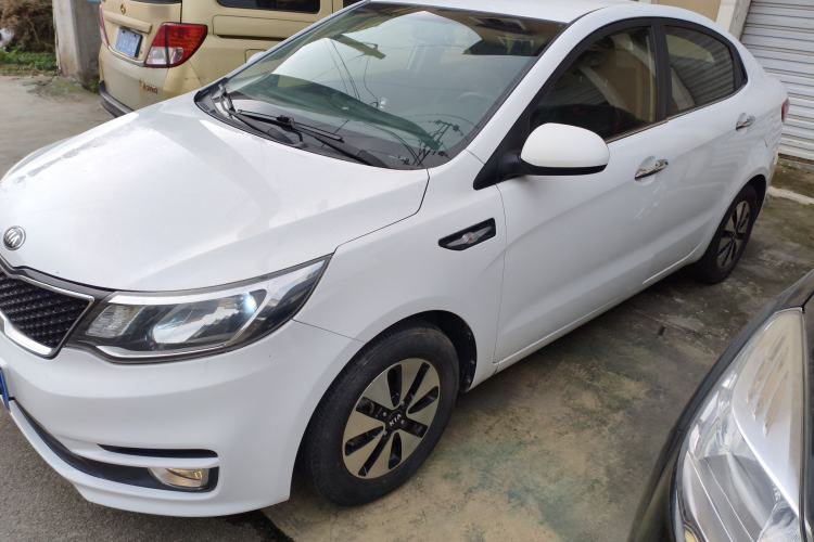 Used Kia K2 2015 Sedan 1.4L MT GLS
