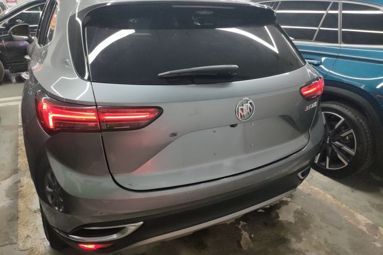 Used Buick Envision 2020 Encore S 652T Two-Wheel Drive Luxury Model
