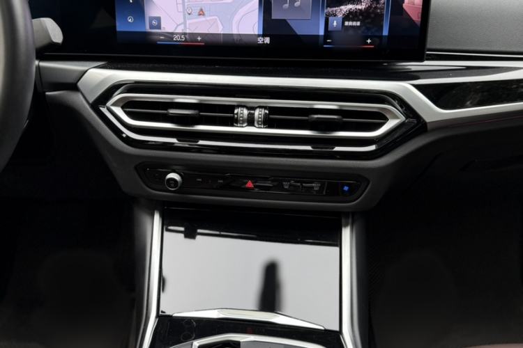 Used BMW i3 2022 eDrive 35 L
