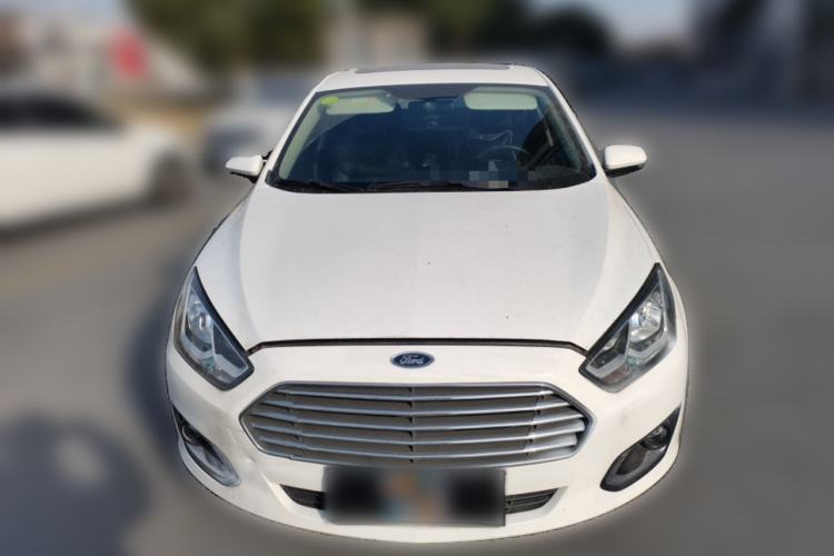 Used Ford Escort 2015 1.5L Automatic Fashion Model
