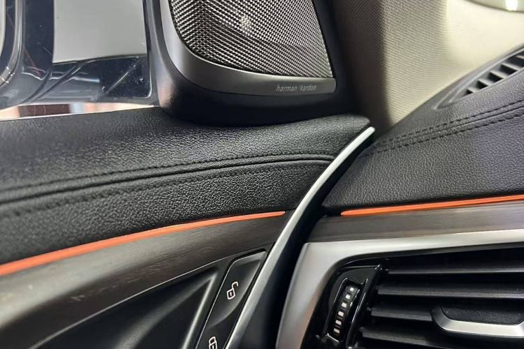 Used BMW 5 Series 2018 Revised Version 530Li Leading Edition Luxury Package
