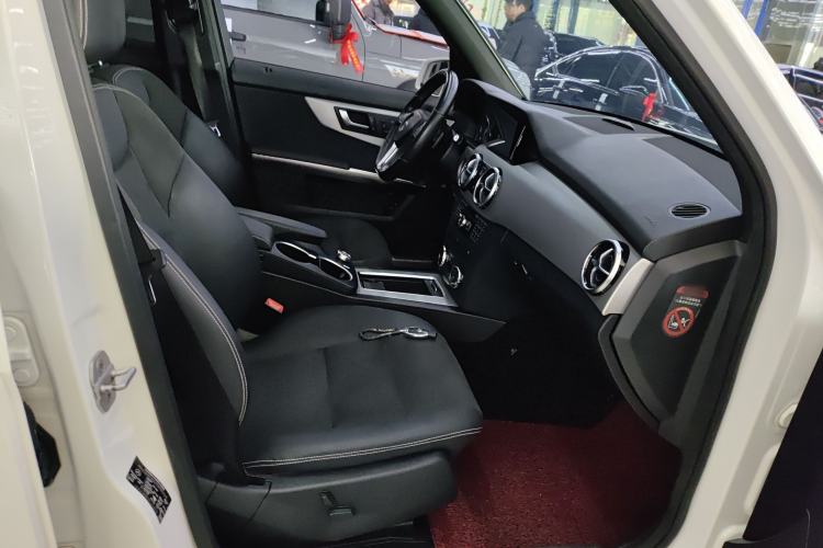 Used Mercedes-Benz GLK-Class 2015 GLK 300 4MATIC Fashion Edition Ultimate Version
