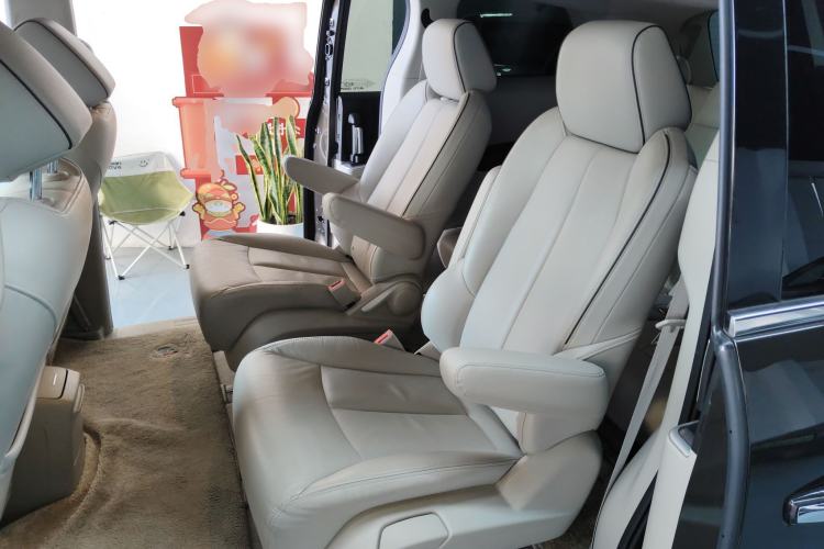 Used Buick GL8 2021 Land Cruiser Executive Class 652T Luxury Model
