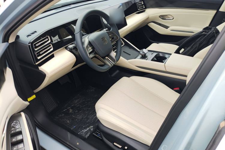 Used BYD Qin L 2024 DM-i 120KM Beyond Model
