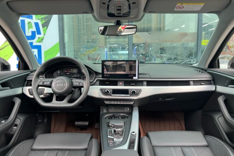 Used Audi A4L 2022 40 TFSI Luxury Dynamic Model
