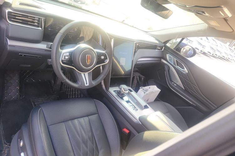 Used Hongqi HS7 PHEV 2024 2.0T PHEV Four-Wheel Drive Flagship Edition 7 Seats
