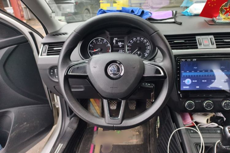 Used Skoda Octavia 2017 Classic Model 1.6L Manual Comfort Edition