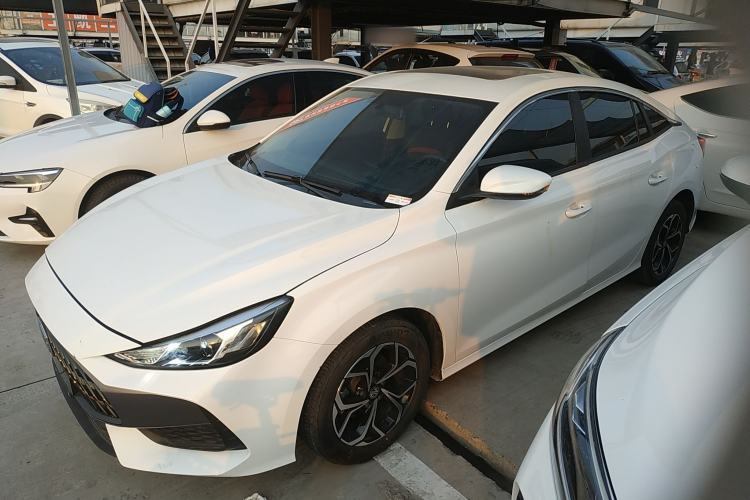 Used MG 5 2022 180 DVVT CVT Youth Style Edition
