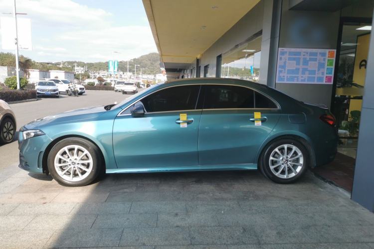 Used Mercedes-Benz A-Class 2021 A 200 L Sport Sedan Fashion Model