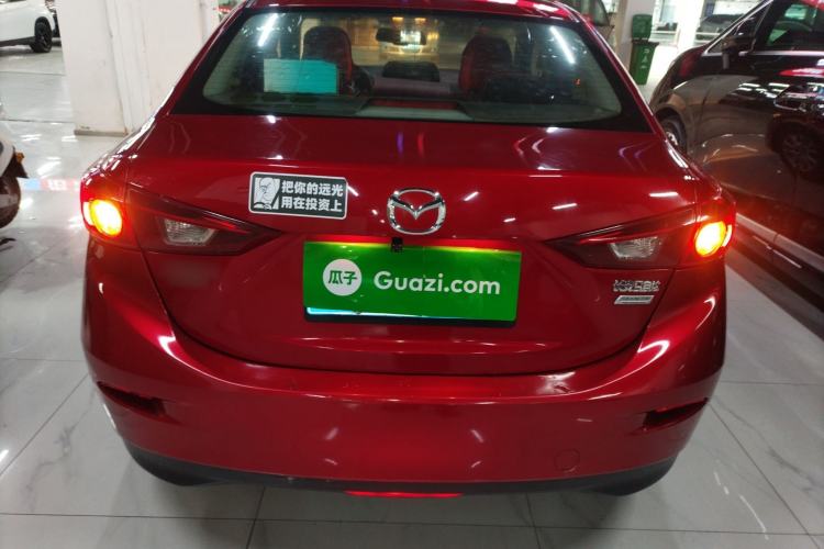 Used Mazda Mazda 3 Axela 2016 Sedan 1.5L Automatic Comfort Model
