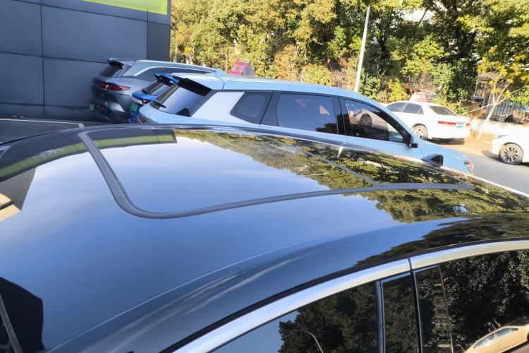 Used BYD Han 2024 EV Glory Edition 610 km All-Wheel Drive "Tian Shen Zhi Jia" Intelligent Driving Model
