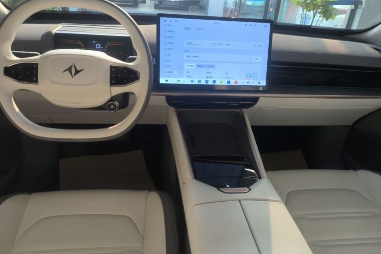 Used  eπ007 2024 Pure Electric 540 All-Wheel Drive Max Edition