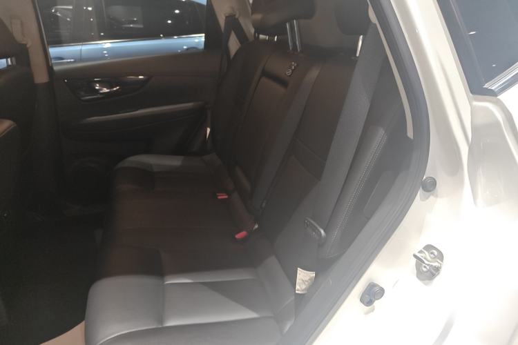 Used Nissan X-Trail 2022 2.0L Two-Wheel Drive Smart Connect & Comfort Edition