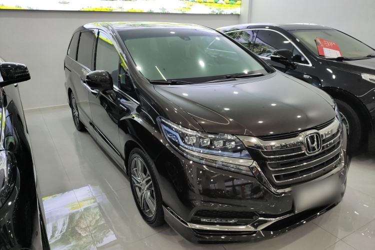 Used Honda Elysion 2019 2.0L Hybrid Luxury Edition
