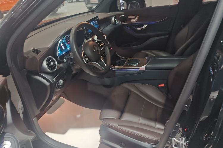 Used Mercedes-Benz GLC 2020 Facelift GLC 300 L 4MATIC Dynamic Edition
