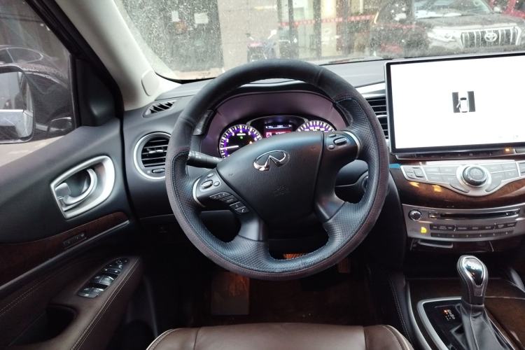 Used Infiniti QX60 2018 2.5 S/C Hybrid Two-Wheel-Drive Champion Family Edition
