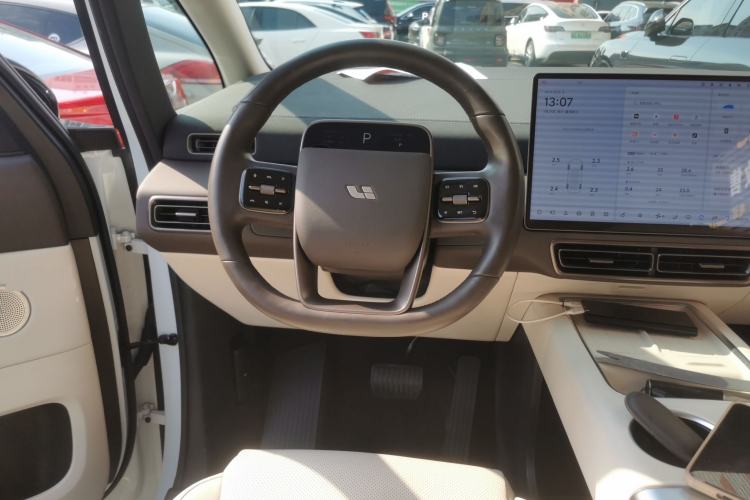 Used Li Auto MEGA 2024 Ultra Model