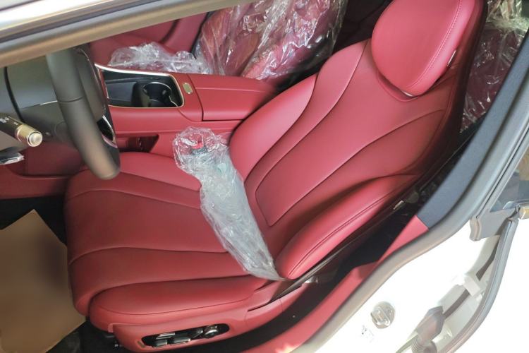 Used Hima Luxeed S7 2024 Pro Model
