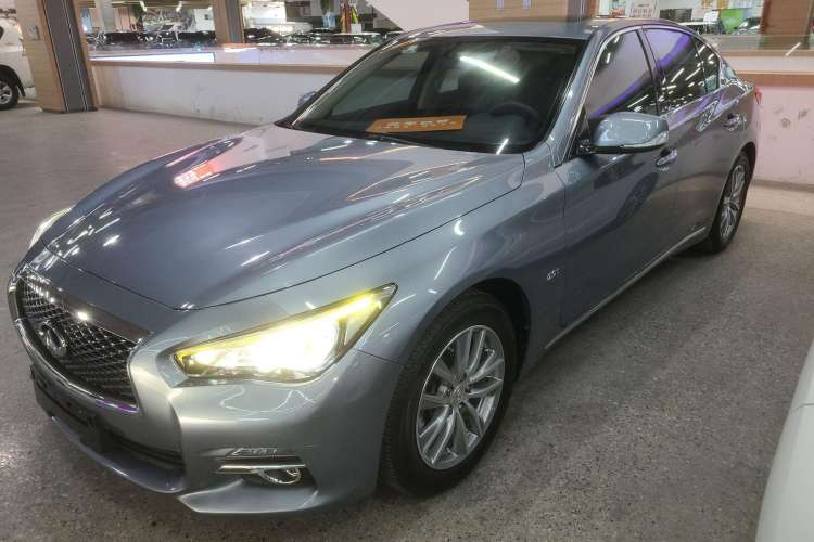 Used Infiniti Q50L 2015 2.0T Comfort Edition
