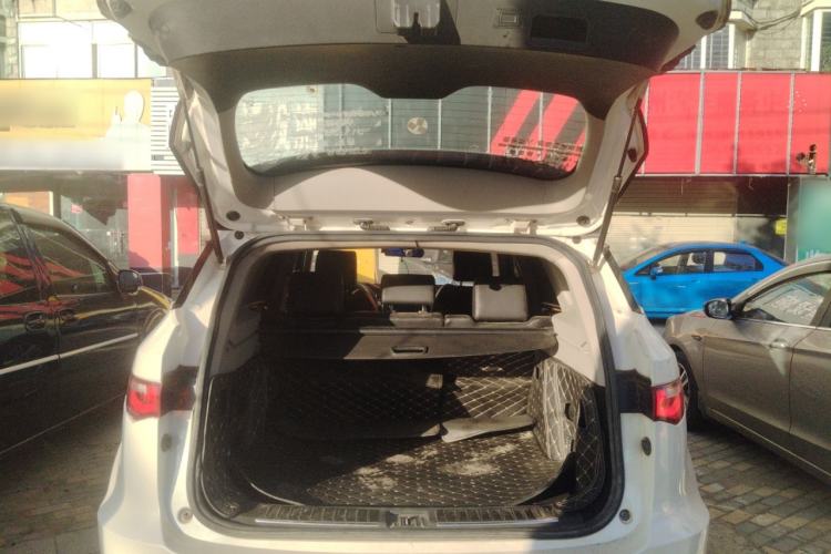 Used Zotye T700 2017 1.8T Manual Luxury Model