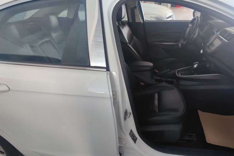 Used Ford Escort 2015 1.5L Automatic Fashion Model
