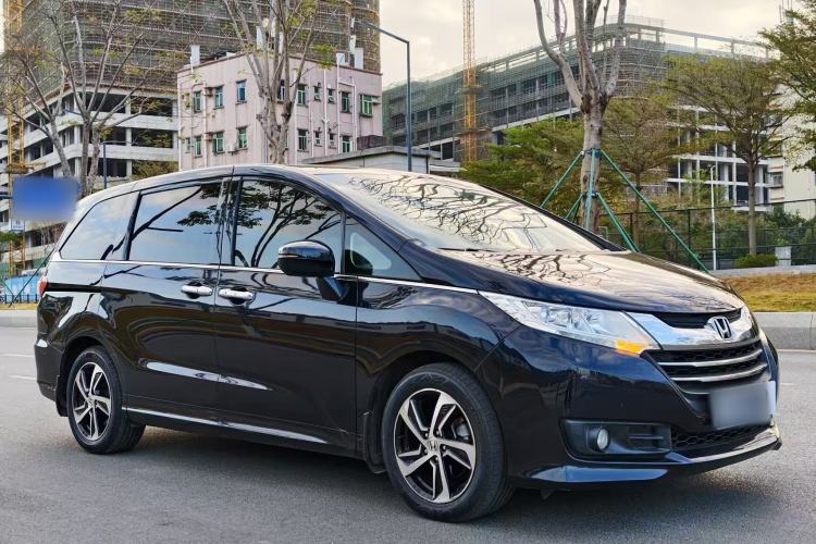 Used Honda Odyssey 2015 Updated Version 2.4L Smart Edition