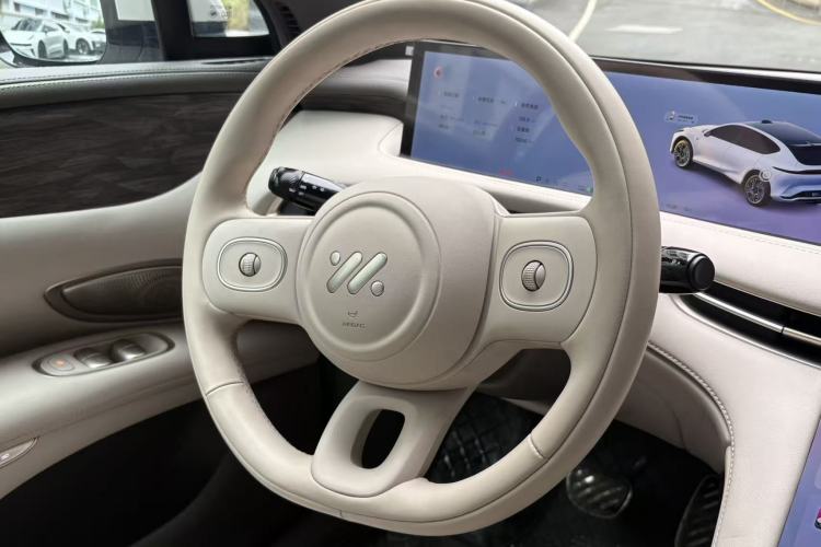 Used  LS7 2025 New Edition Ultra
