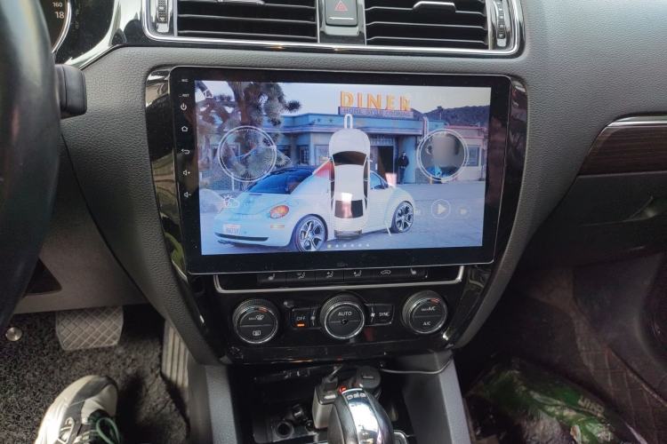 Used Volkswagen Sagitar 2017 230TSI Automatic Luxury Edition
