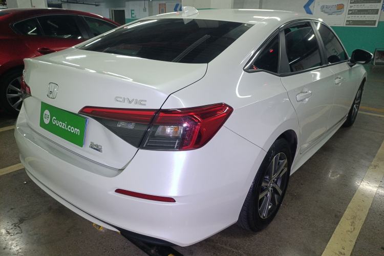 Used Honda Civic 2023 240TURBO CVT Dynamic · Center Stage Special Edition