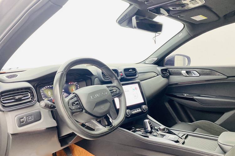 Used Lynk & Co 03 2022 2.0TD DCT JingPro
