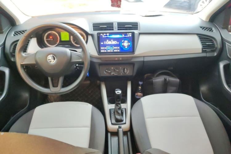 Used Skoda Fabia 2017 1.4L Automatic Car Enjoy Edition
