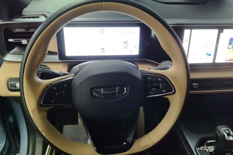 Used Geely Auto icon 2023 1.5TD Chocolate Smoothie Edition
