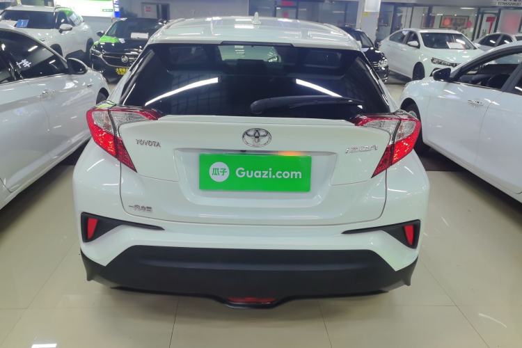 Used Toyota IZOA 2018 2.0L Yichi Edition China V Standard