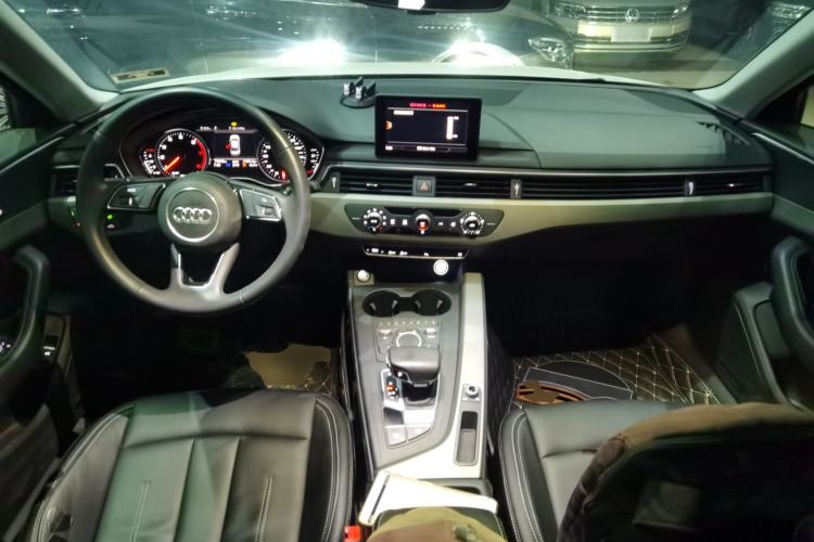 Used Audi A4L 2019 40 TFSI Ambition China VI
