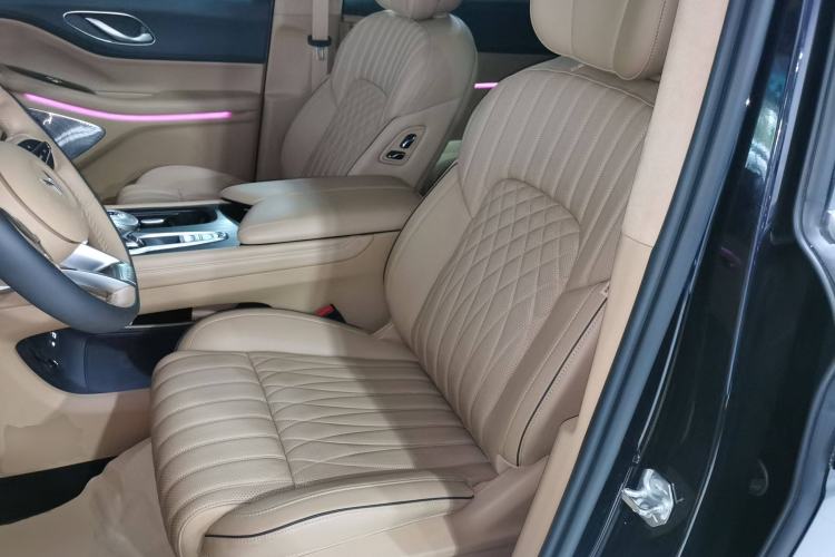 Used VOYAH Dream 2024 PHEV Ultra-Long Range Flagship Edition
