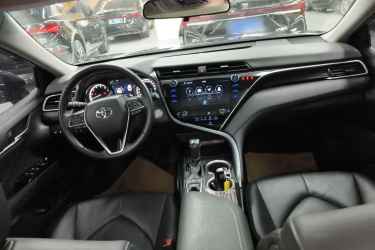 Used Toyota Camry 2019 Revised Version 2.5G Luxury Edition
