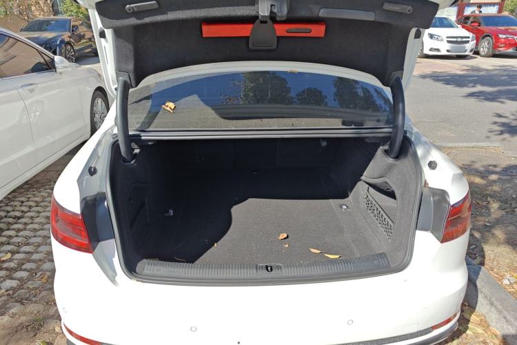 Used Audi A4L 2019 40 TFSI Fashion Version China V
