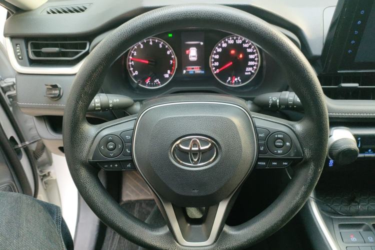Used Toyota RAV4 2022 2.0L CVT Two-Wheel Drive Urban Edition
