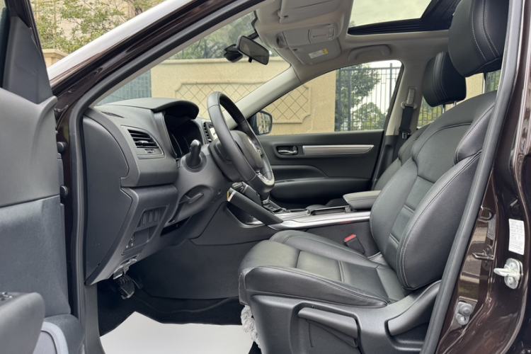 Used Renault Koleos 2018 2.0L Two-Wheel Drive Leading Edition