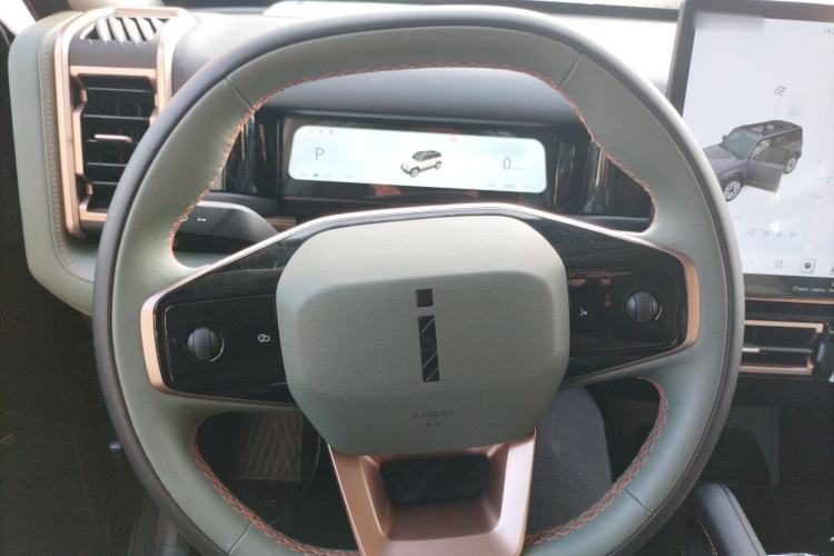 Used  03 2024 472km Four-Wheel Drive Long-Range Version
