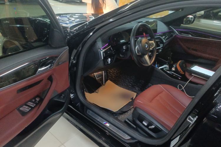 Used BMW 5 Series 2021 530Li Leading Model M Sport Package
