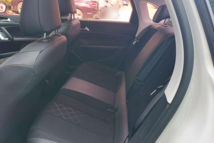 Used Peugeot 308 2016 1.6L Automatic Luxury Edition