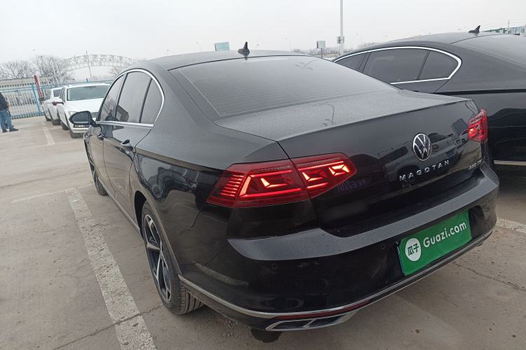 Used Volkswagen Magotan 2024 2 Million Units Zhongxiang Version 330TSI DSG Luxury Edition