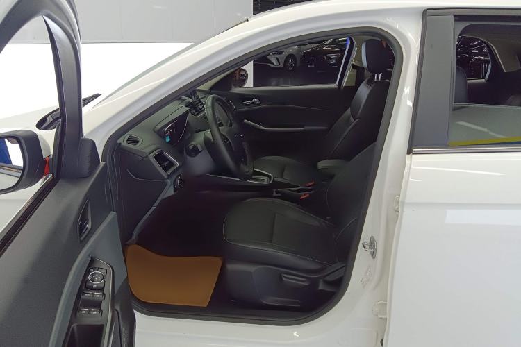 Used Ford Escort 2015 1.5L Automatic Fashion Model
