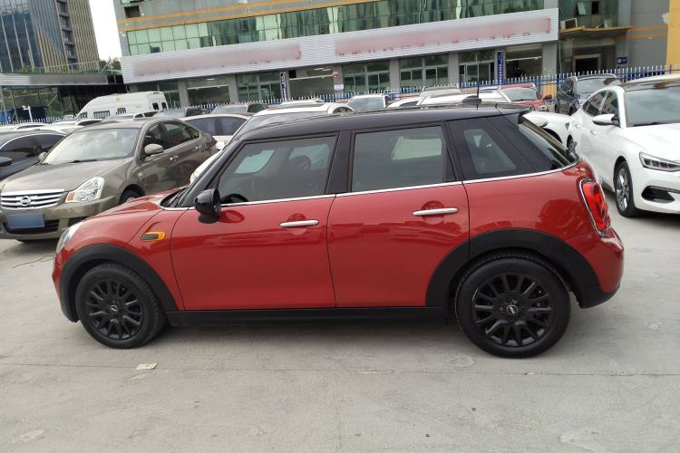 Used  MINI 2016 1.5T COOPER Five-Door Edition

